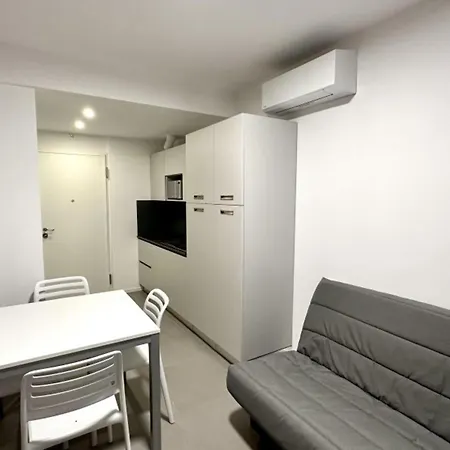 Apartament With Pool In *