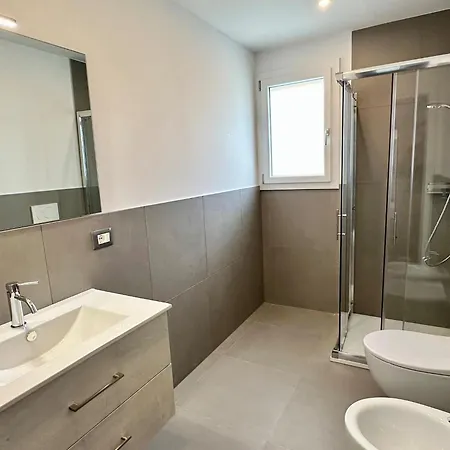 Apartament With Pool In *
