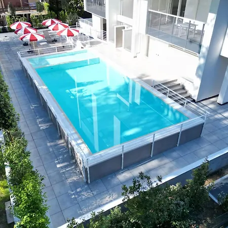 Apartament With Pool In